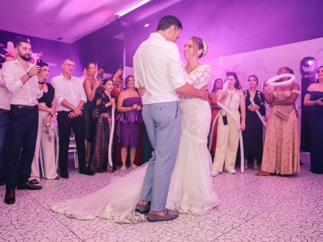Le mariage de Jordan et Stellia à Montreuil, Seine-Saint-Denis 165