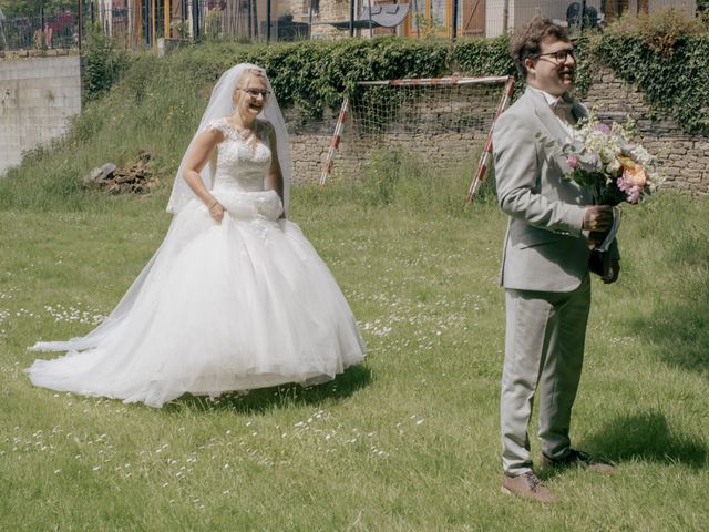 Le mariage de Eva et Florentin à Rimogne, Ardennes 16