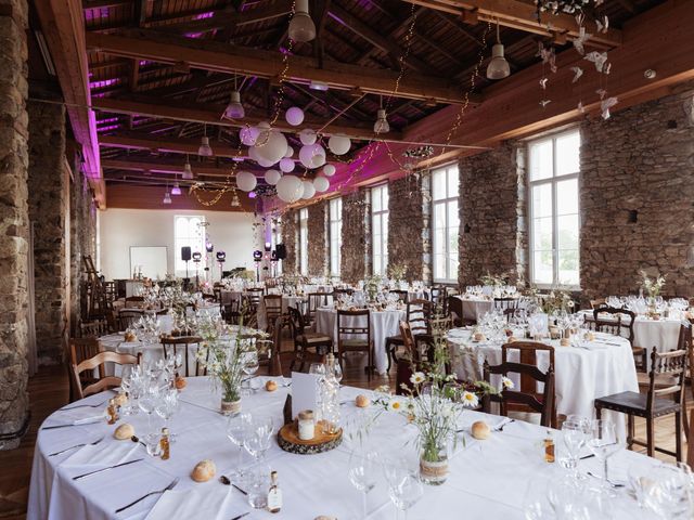 Le mariage de Antoine et Sarah à Coutances, Manche 14