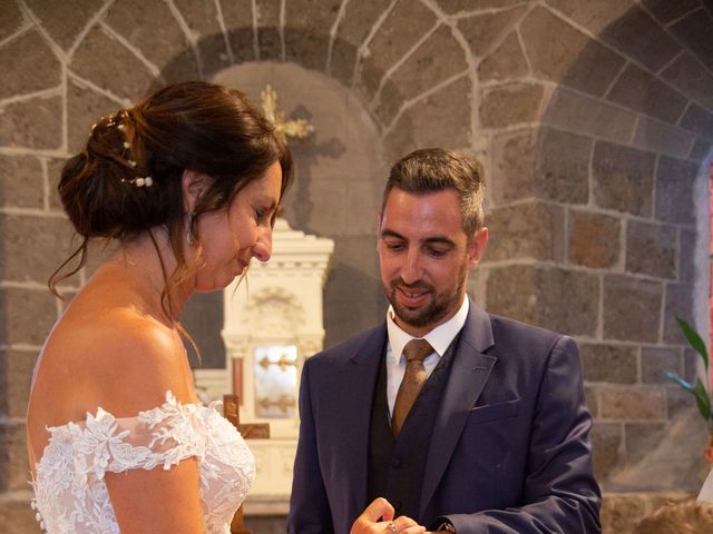 Le mariage de Stéphane et Sandrine à Aurec-sur-Loire, Haute-Loire 35