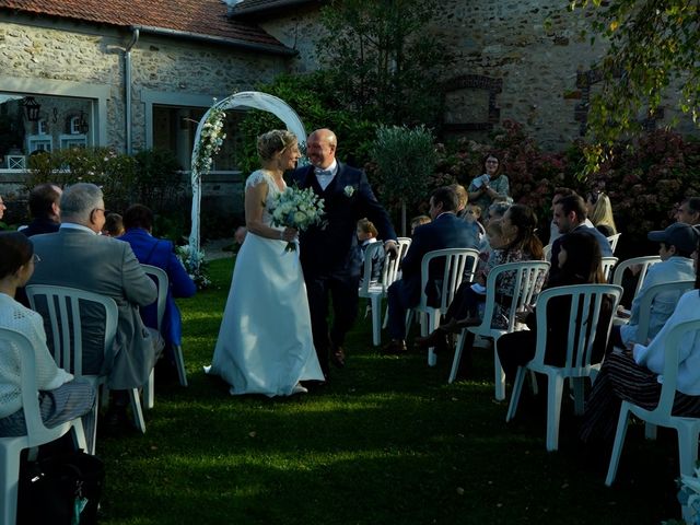 Le mariage de Vincent et Sandra à Mandres-les-Roses, Val-de-Marne 14