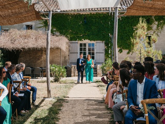 Le mariage de Giovanni et Pauline à Lussan, Gard 18