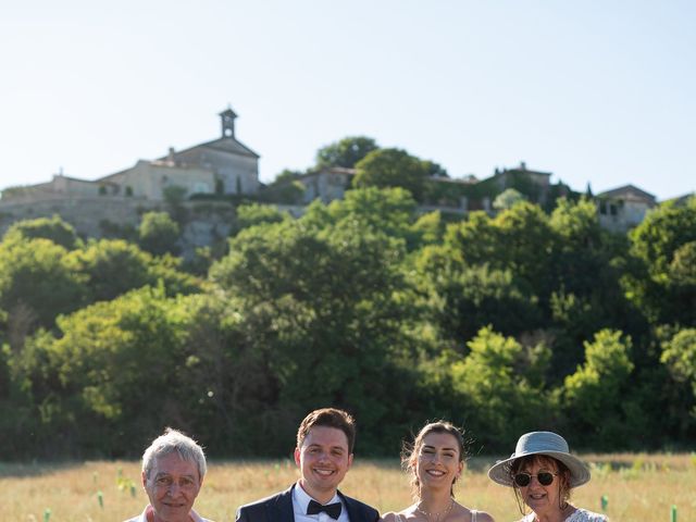 Le mariage de Giovanni et Pauline à Lussan, Gard 41