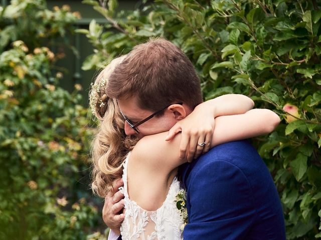 Le mariage de Katie et Nicolas à Vignieu, Isère 100
