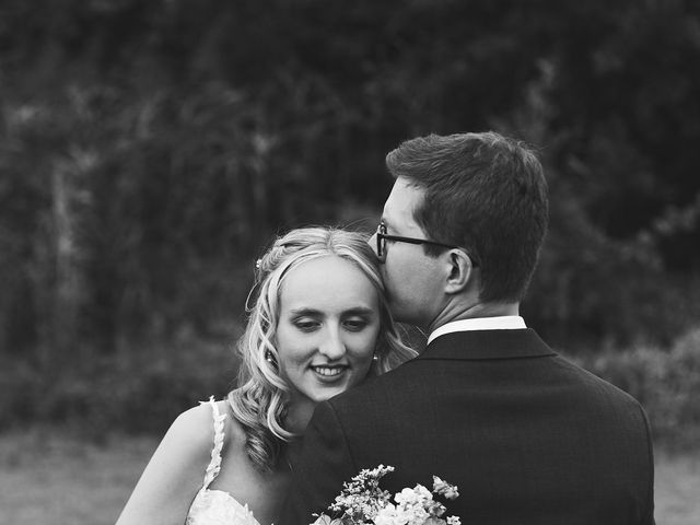 Le mariage de Katie et Nicolas à Vignieu, Isère 107
