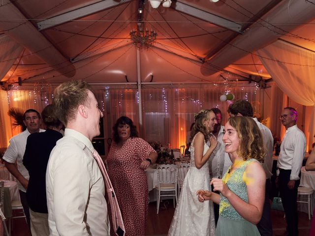 Le mariage de Katie et Nicolas à Vignieu, Isère 174