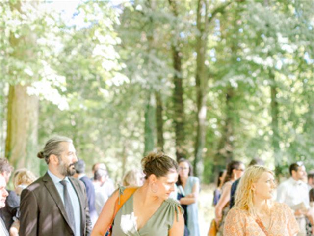 Le mariage de Romain et Jaclyn à Saulon-la-Rue, Côte d&apos;Or 40