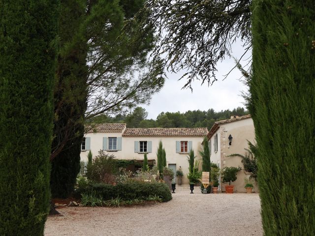 Le mariage de Christophe et Gabrielle à Orgon, Bouches-du-Rhône 1