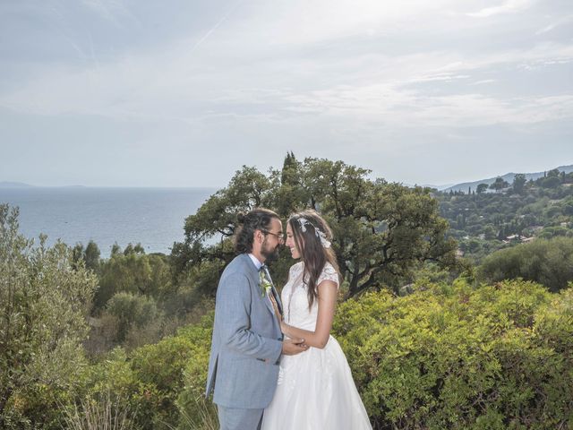 Le mariage de Mickael et Caroline à Hyères, Var 9