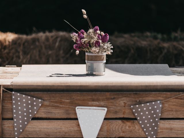 Le mariage de Fred et Amélie à Créances, Manche 61