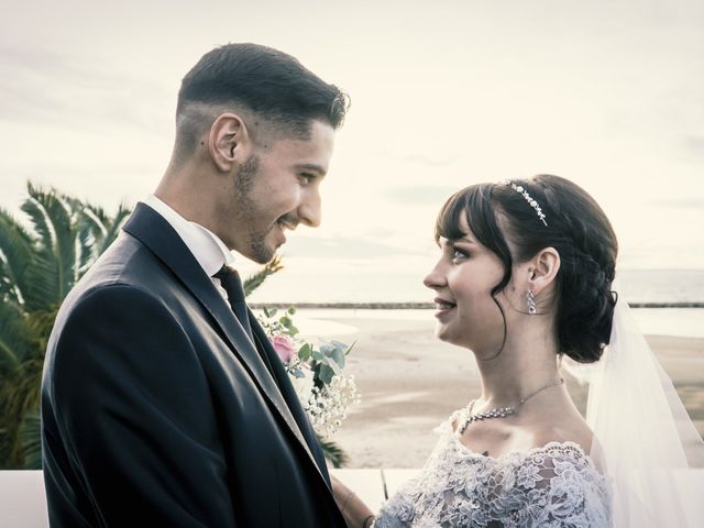 Le mariage de Cédric et Laurelenne à Le Grau-du-Roi, Gard 28