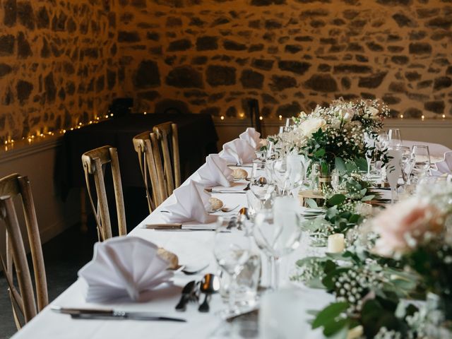 Le mariage de Yves-Benoît et Aurélie à Le Perréon, Rhône 26