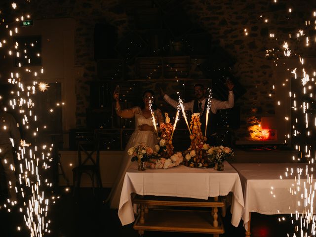 Le mariage de Yves-Benoît et Aurélie à Le Perréon, Rhône 37