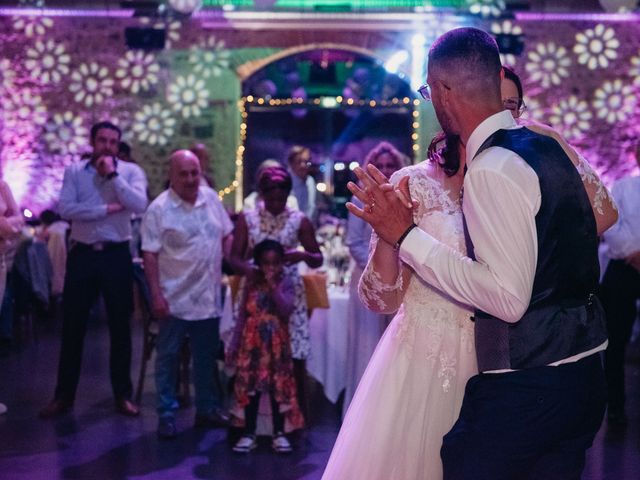 Le mariage de Yves-Benoît et Aurélie à Le Perréon, Rhône 39