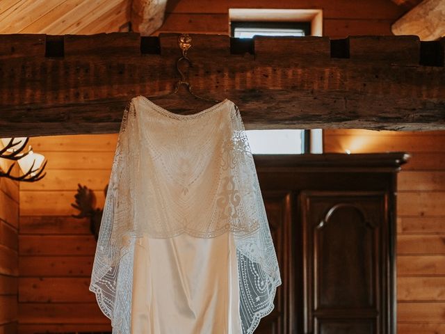 Le mariage de Aurélien et Emma à Saint-Marcel-Bel-Accueil, Isère 6