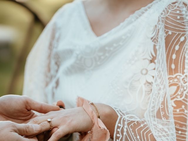 Le mariage de Aurélien et Emma à Saint-Marcel-Bel-Accueil, Isère 19