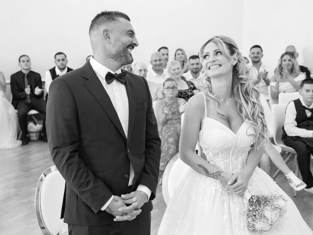 Le mariage de Remy et Marjorie à Marseille, Bouches-du-Rhône 10