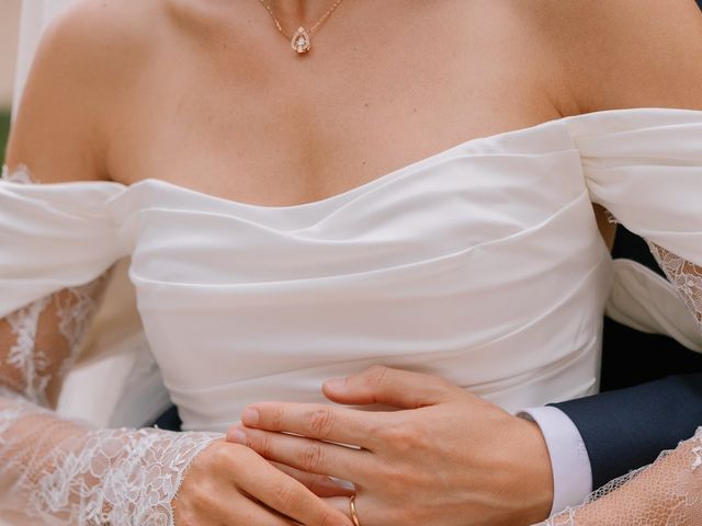 Le mariage de Quentin et Line à Versailleux, Ain 2