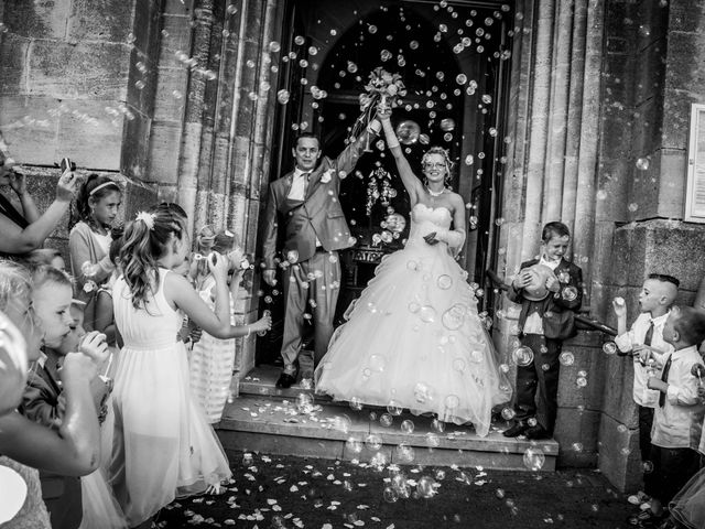 Le mariage de Laurent et Emilie à Monchecourt, Nord 109