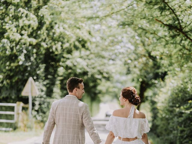 Le mariage de Andy et Ingrid à Vignieu, Isère 5