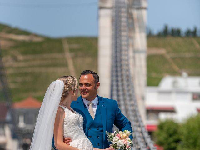 Le mariage de Sylvain et Elodie à Tournon-sur-Rhône, Ardèche 4