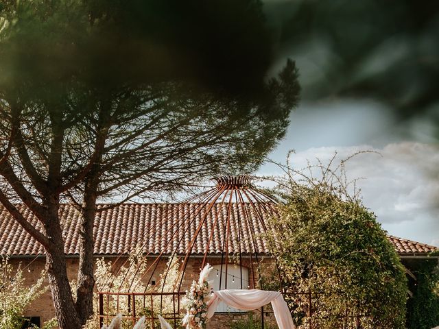 Le mariage de Anthony et Fanny à Puycelci, Tarn 11