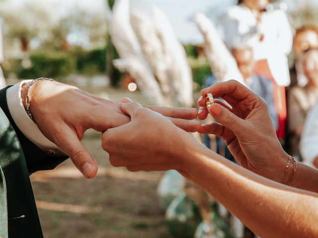 Le mariage de Anthony et Fanny à Puycelci, Tarn 28