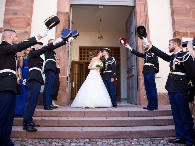 Le mariage de Arnaud et Laura à Brumath, Bas Rhin 13