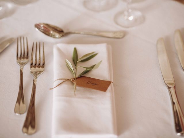 Le mariage de Benjamin et Charlotte à Robion, Vaucluse 45