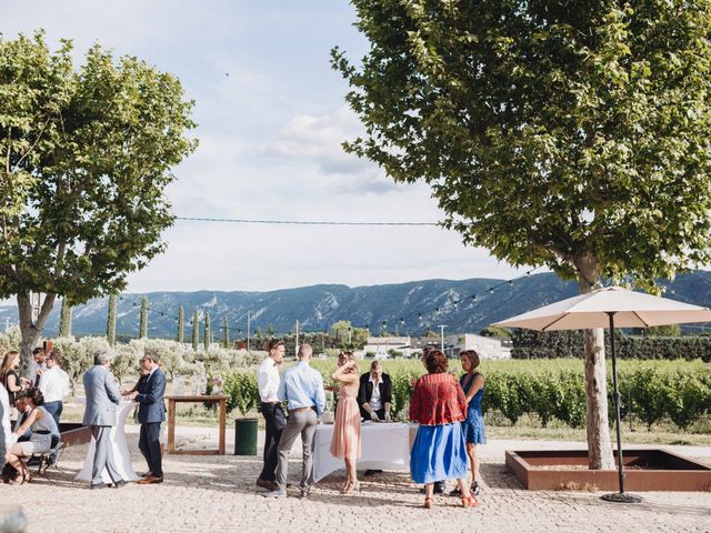 Le mariage de Benjamin et Charlotte à Robion, Vaucluse 73