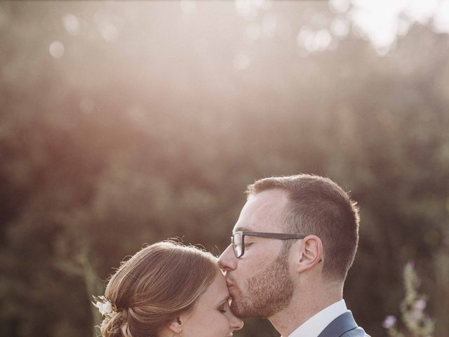 Le mariage de Benjamin et Charlotte à Robion, Vaucluse 82