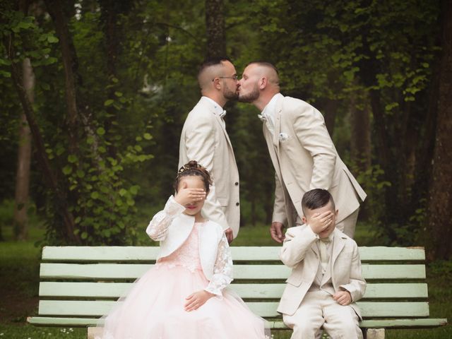 Le mariage de Valentin et Damien à Aix-en-Othe, Aube 9