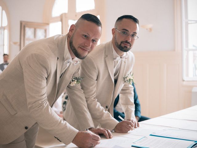 Le mariage de Valentin et Damien à Aix-en-Othe, Aube 58