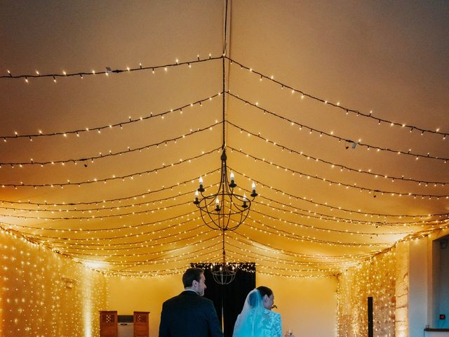 Le mariage de Eric et Camille à Criteuil-la-Magdeleine, Charente 21