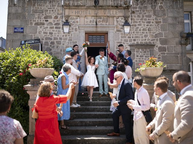 Le mariage de Gillian et Myriam  à Saint-Sulpice-le-Guérétois, Creuse 11