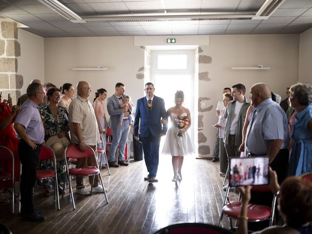Le mariage de Gillian et Myriam  à Saint-Sulpice-le-Guérétois, Creuse 46