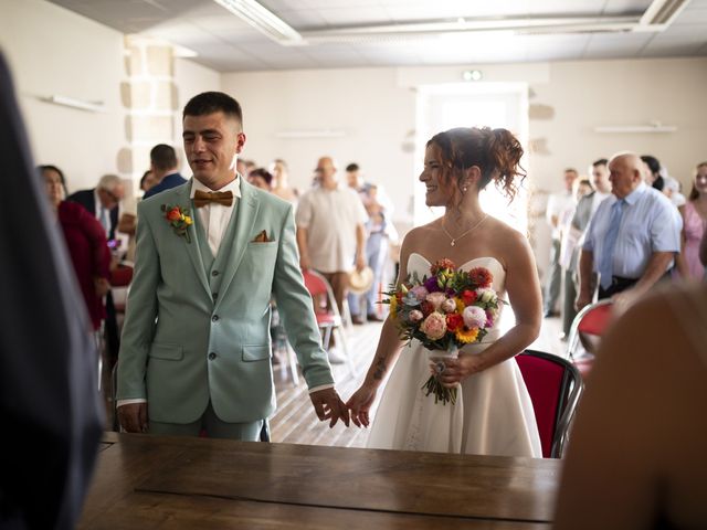 Le mariage de Gillian et Myriam  à Saint-Sulpice-le-Guérétois, Creuse 49