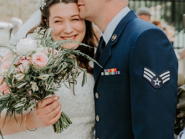 Le mariage de Joshua et Géraldine à Piolenc, Vaucluse 11