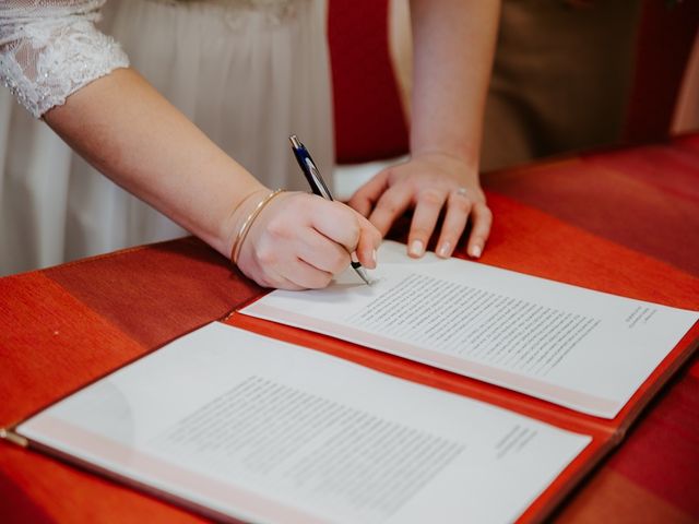 Le mariage de Joshua et Géraldine à Piolenc, Vaucluse 16