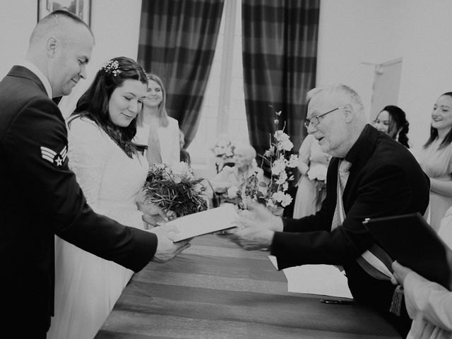 Le mariage de Joshua et Géraldine à Piolenc, Vaucluse 17
