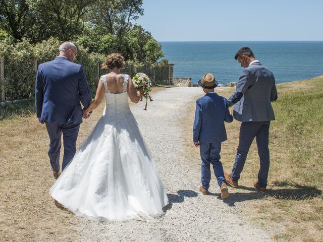 Le mariage de Xavier et Aurélia à La Tremblade, Charente Maritime 28