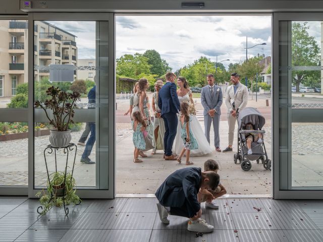 Le mariage de Florian et Marie à Bellerive-sur-Allier, Allier 7