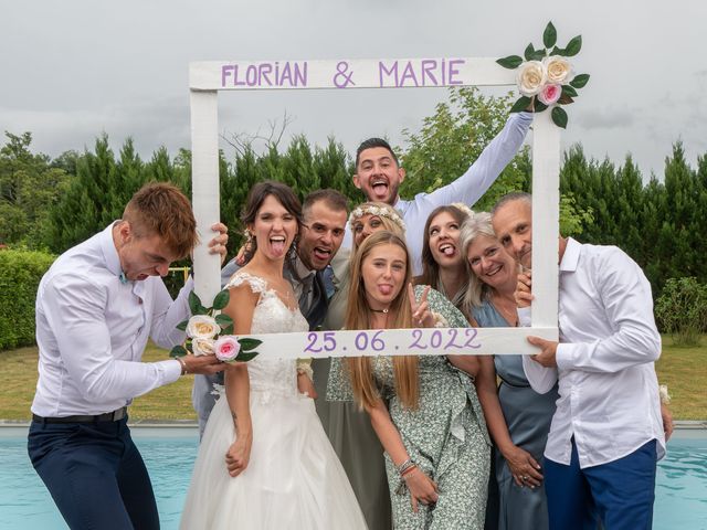 Le mariage de Florian et Marie à Bellerive-sur-Allier, Allier 34