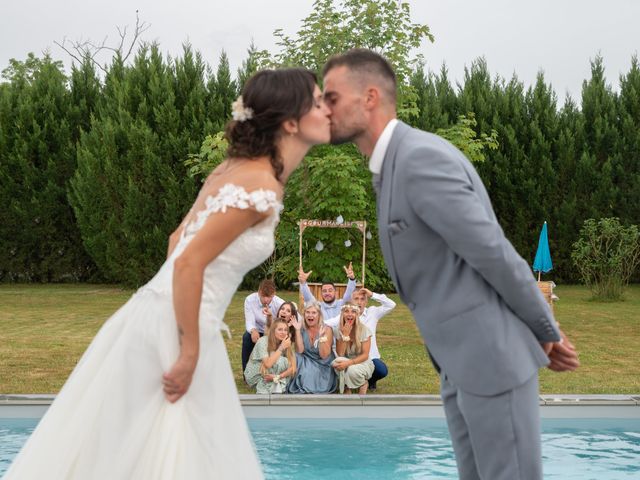 Le mariage de Florian et Marie à Bellerive-sur-Allier, Allier 35