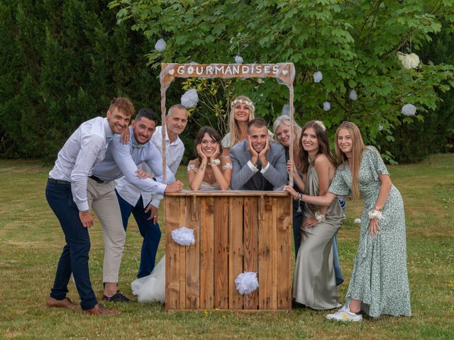 Le mariage de Florian et Marie à Bellerive-sur-Allier, Allier 36