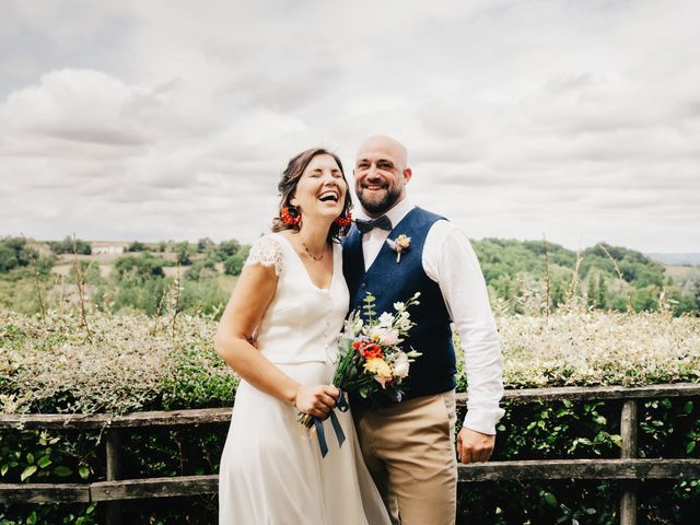 Le mariage de Julien et Sophie à Saint-Vincent-de-Pertignas, Gironde 13