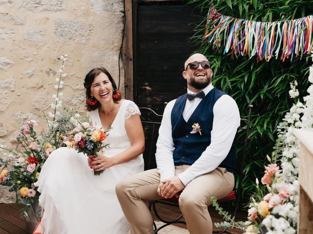 Le mariage de Julien et Sophie à Saint-Vincent-de-Pertignas, Gironde 24