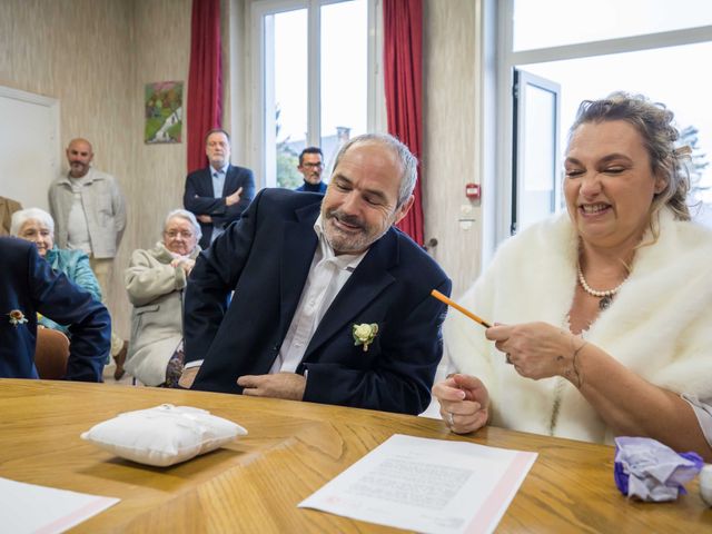 Le mariage de Laurent et Fabienne à Pleumartin, Vienne 4