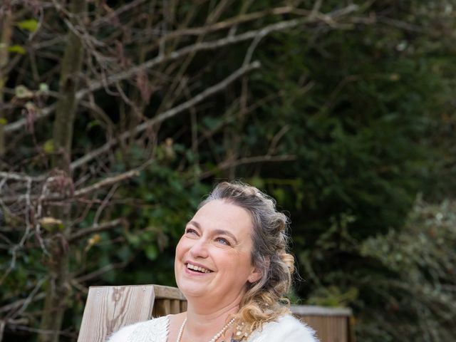 Le mariage de Laurent et Fabienne à Pleumartin, Vienne 11