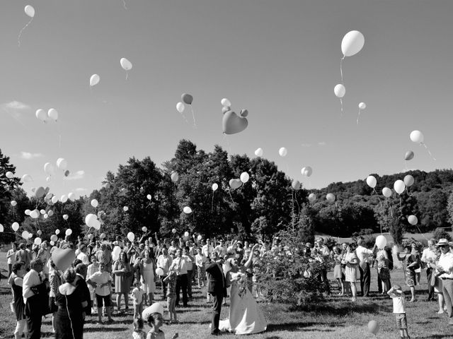 Le mariage de Alexis et Alexandra à Coudreceau, Eure-et-Loir 37